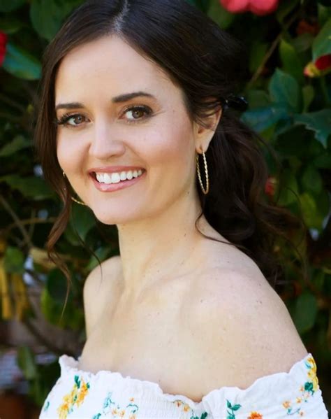Wonder Years Star Danica Mckellar Explains Why She Became A Mathematician And Stopped Acting