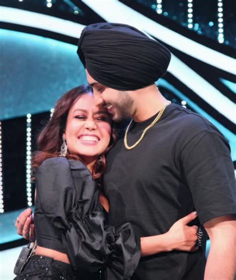 Neha Kakkar Gets A Special T From Rohanpreet Singh On Rose Day She Shares A Mushy Post On