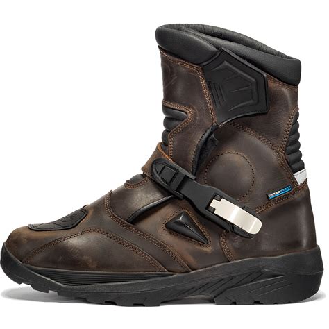 In this test we focused on touring boots. Black Rogue Adventure Mid Waterproof Motorcycle Boots ...