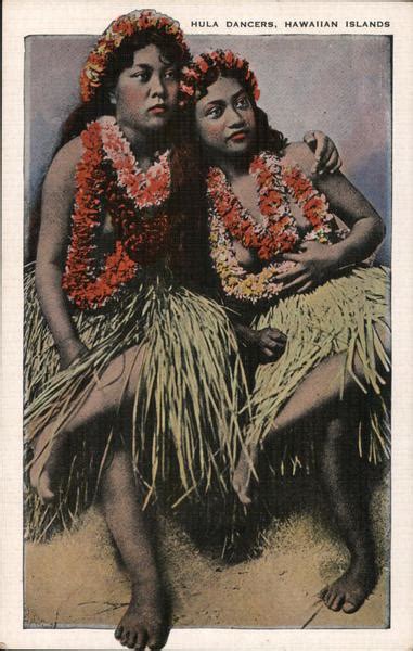 Hula Dancers Hawaiian Islands Postcard