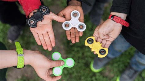 German Airport Customs To Crush 35 Tons Of Seized Fidget Spinners