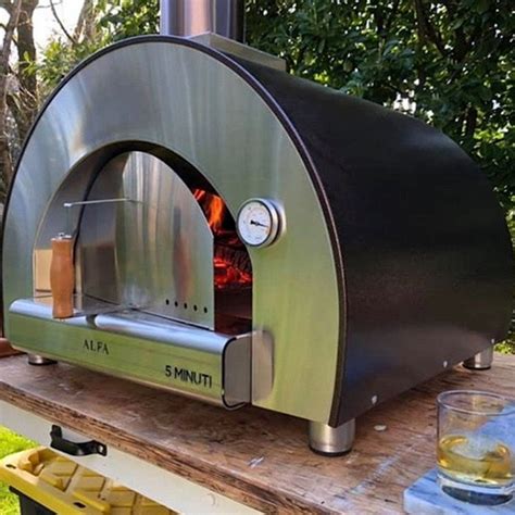 Alfa 5 Minuti 23 Inch Outdoor Freestanding Wood Fired Pizza Oven