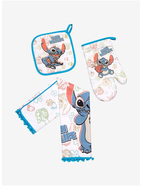 Disney Lilo And Stitch Alien Wildlife Kitchen Set Boxlunch