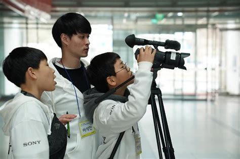 New 작성자 juhn 작성시간 1시간 3분 전 조회수 5,021 댓글수39. 소니코리아, '에코 사이언스 스쿨' 개최... 영상기기 체험 기회 ...