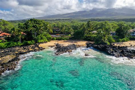 9 Breathtaking Maui Beaches You Need To See For Yourself