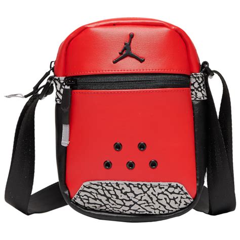 Hi what's up guys back with another videotoday we are going to look forbest air jordan 3for more information about the video please use the comment sectionsu. Air Jordan 3 Red Cement Festival Bag | SneakerFits.com