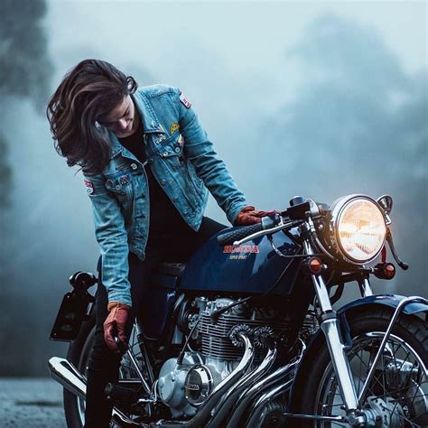 Pin By Sean Hrabak On Motorcycle Cool Cafe Racer Girl Cafe Racer Motorcycle Cafe Racer Design