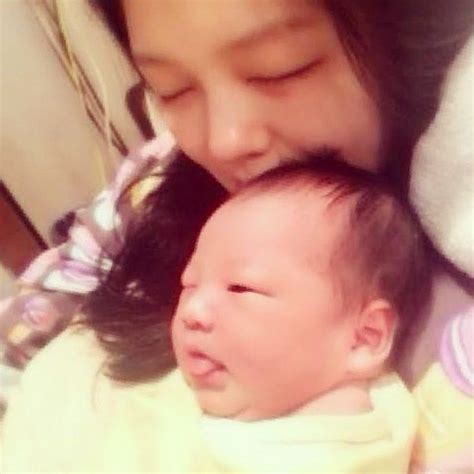 Born 6 october 1976) is a taiwanese actress, singer, and television host. 'Meteor Garden' Star Barbie Hsu Gives Birth to a Baby Girl ...