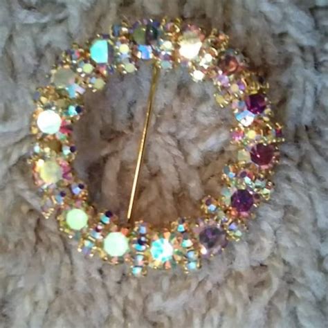 Albert Weiss Jewelry Vintage Weiss Aurora Borealis Circle Brooch