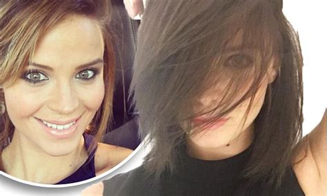 Lauren Brant Takes To Social Media To Flaunt Her New Dark Chocolate Locks Daily Mail Online