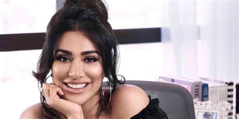 Huda Kattan Announces Return As Huda Beauty Ceo Rebrand Global