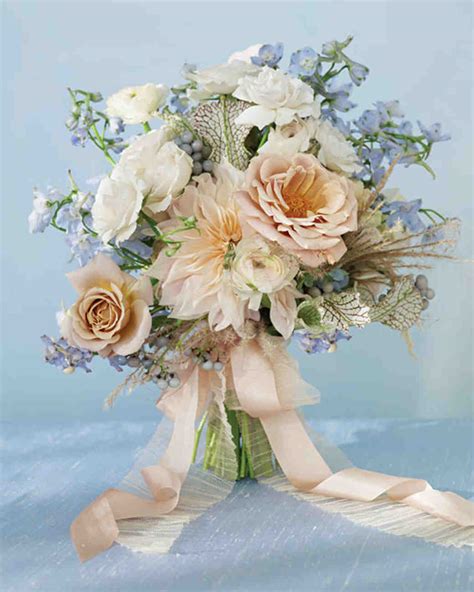 Classic Wedding Bouquets Martha Stewart Weddings