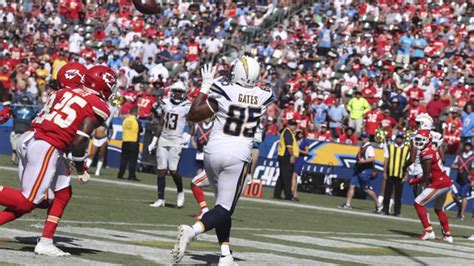 Philip Rivers Links Up With Antonio Gates For A Two Point Conversion