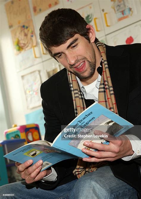 sports illustrated s sportsman of the year michael phelps reads to news photo getty images