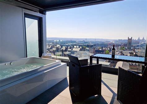 Liverpool Hotel With Hot Tub Rooftop Pool Liverpool