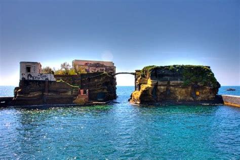 Isola Della Gaiola In Napoli It Is Believed That The Island Is Doomed