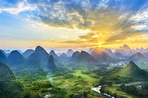 Shutterstock335305028landscape Of Guilin Li River And Karst