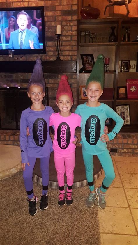Diy crayon costume (that will cost you basically $0 to make) is what kids activities blog is all about. Homemade Crayon Costumes | Crayon costume, Book costumes, Homemade crayons