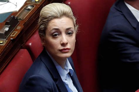 Marta antonia fascina carlo tarallo per dagospia l'affare s'ingrossa. La nueva novia 53 años menor y colega de partido de Silvio ...