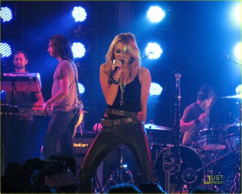 Miley Cyrus Has House Of Blues Beat Photo 374889 Photo Gallery