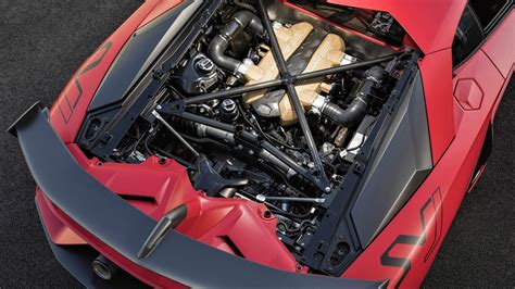 Lamborghini Tendrá Dos Nuevos Modelos Con Motor V12 Espíritu Racer