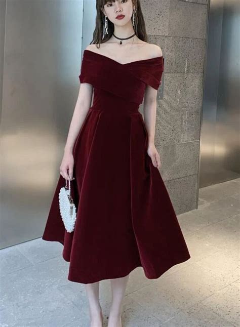 Charming Wine Red Velvet Sweetheart Bridesmaid Dress Vingage Prom Dress Party Dress Prom