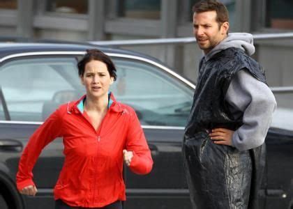 Now living in a small town with his deranged sister and his best friend, we watch as their maladies intertwine. Movie Trailer: Silver Linings Playbook (2012) - The ...