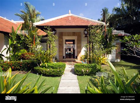 Holiday Villa Front Entrance Stock Photo Alamy