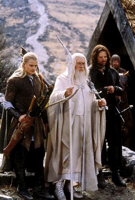 Legolas Gandalf And Aragorn The Hobbit Legolas Aragorn