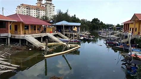 It was relocated to kuala langat and then klang in the 19th century. Ikan mendarat di Sg Sembilang, Kuala Selangor - YouTube