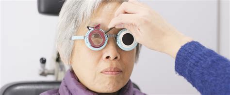 How To Care For Seniors With Vision Problems Considracare