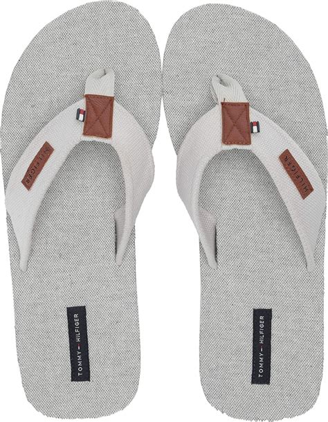 Tommy Hilfiger Men S Daven Flip Flop Light Grey 7 M Us Amazon Ca Clothing Shoes And Accessories