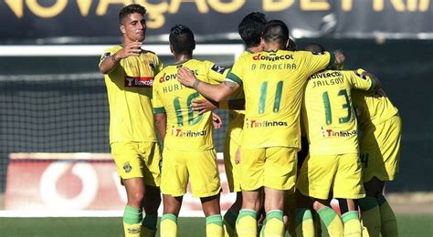 6 retweets 32 likes 0 replies 6 retweets 32 likes. João Henriques é o novo treinador do Paços de Ferreira