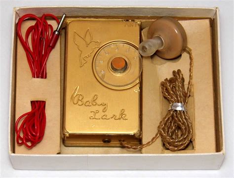 Vintage Baby Lark Germanium Crystal Radio By The Ddk Company Made