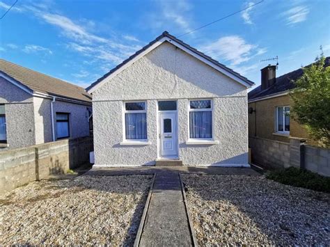 2 Bed Detached Bungalow For Sale In New Zealand Street Llanelli Sa15
