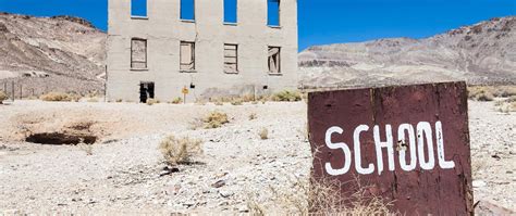 19 Creepy Ghost Towns Of America