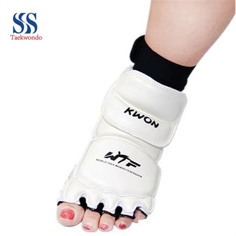 Taekwondo Foot Protective Sleeve Taekwondo Karate Instep Guard Foot Set