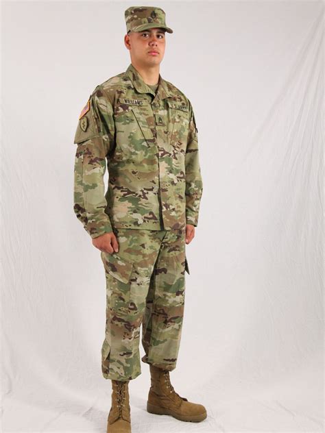 Army Combat Uniform - Wikiwand
