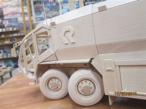Wooden models | Wooden toy trucks, Wooden toy cars, Wooden ...