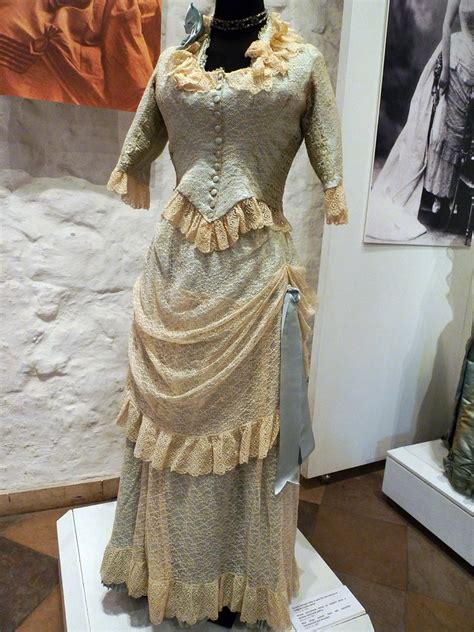 Victorian Era Fashion Museum Of Decorative Arts Riga Par Flickr