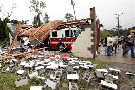 Arkansas Tornadoes Leave 2 Dead Homes Leveled