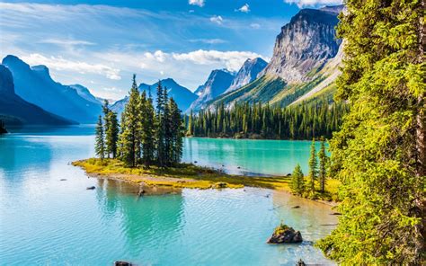 Les 10 Plus Beaux Lacs De Louest Canadien Terra Canada
