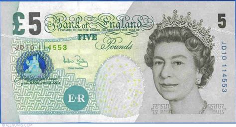 5 Pounds © 2002 2004 2002 © 2002 Issue Bank Of England Great
