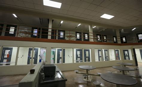 Scott Co Jail Officials Ask For Extra Officers To Relieve Overtime