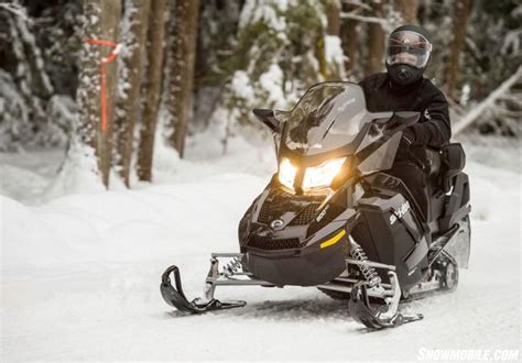 2014 Ski Doo Grand Touring Se And Le Review