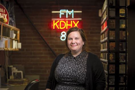 Kdhxs Kelly Wells Brings Music To The Masses