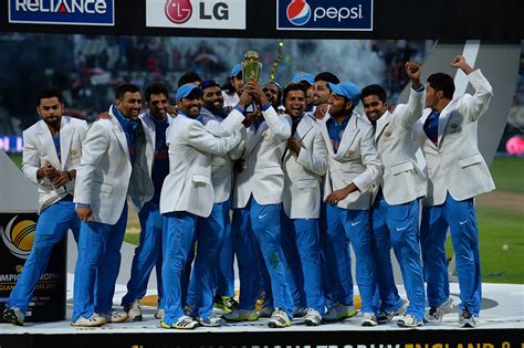 3 Memorable Moments Of Indian Cricket In 2013