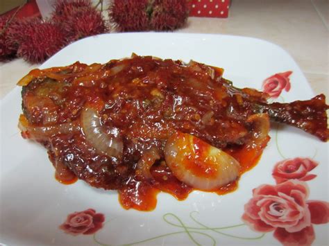 Ikan talapia masak sambal подробнее. Dari Dapur Maklong: Ikan Bawal Masak Sambal..