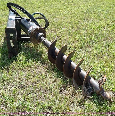 Danuser Hydraulic Post Hole Digger Skid Steer Attachment In Blue Rapids