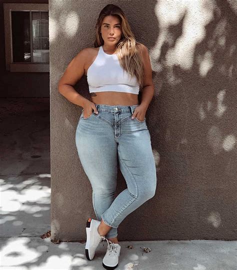 Stephanie Viada Bio Wiki Age Height Weight Instagram Photo
